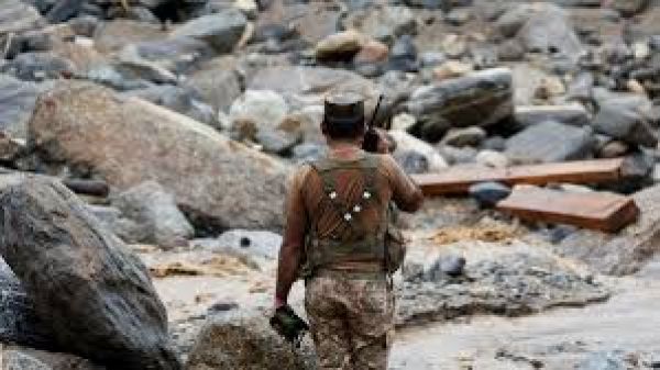 बलूचिस्तान में आतंकवाद रोधी अभियानों में 15 पाकिस्तानी सैनिक, 92 आतंकवादी मारे गए