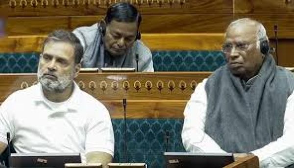 भारत-अमेरिका 'ट्रेड डील' पर कांग्रेस पार्टी ने सरकार से पूछे पांच सवाल