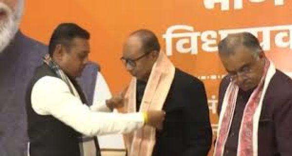 युमनाम खेमचंद बने मणिपुर में बीजेपी विधायक दल के नेता