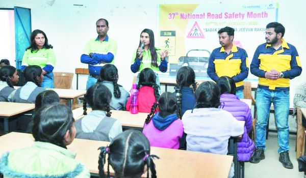 बालको ने माह भर जागरूकता कार्यक्रम से जिम्मेदार सडक़ व्यवहार को दिया बढ़ावा