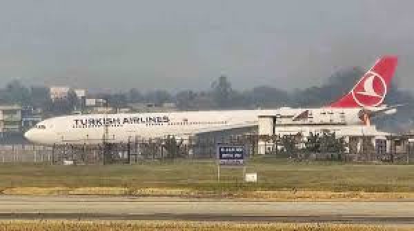 काठमांडू से इस्तांबुल जा रहे टर्किश एयरलाइंस के विमान की कोलकाता में इमरजेंसी लैंडिंग