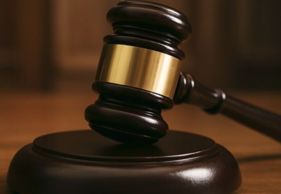 जम्मू-कश्मीर: ब्रिटिश नागरिकता छिपाकर सरकारी नौकरी पाने का मामला, ईओडब्ल्यू ने दाखिल की चार्जशीट