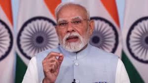 सिर्फ अंकों पर नहीं, जीवन को बेहतर बनाने पर भी ध्यान दें: प्रधानमंत्री मोदी ने छात्रों से कहा