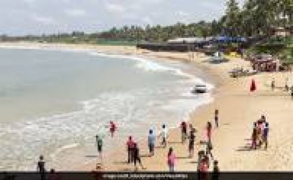 समुद्र तटों पर विदेशियों के साथ जबरन सेल्फी लेने वालों को हिरासत में लिया जाएगा : गोवा पुलिस