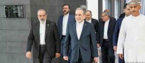 यूरेनियम संवर्धन बंद करने से ईरान का साफ इनकार