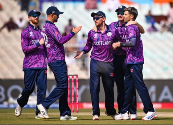 टी20 विश्व कप: इटली ने 17 गेंदों पर गंवाए आखिरी 5 विकेट, स्कॉटलैंड 73 रन से जीती 