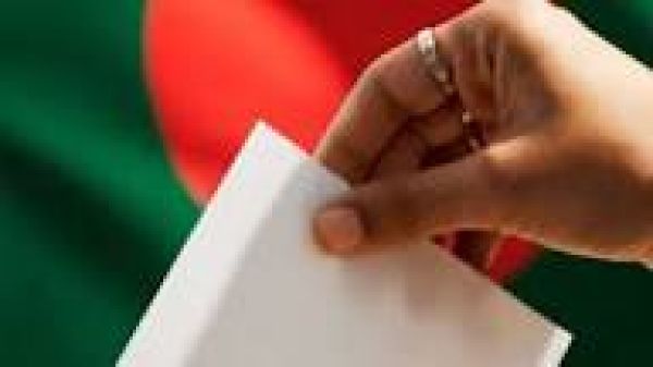 बांग्लादेश चुनाव: 50 प्रतिशत से अधिक मतदान केंद्र ‘संवेदनशील’, सीसीटीवी लगाए गए