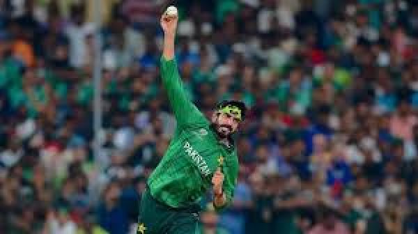 पाकिस्तान के इस गेंदबाज़ के 'ब्रेक' की भारत में चर्चा, क्या टीम इंडिया के ख़िलाफ़ होंगे तुरुप का इक्का?