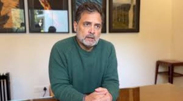 राहुल गांधी ने कहा, 'मोदी सरकार ने खेती के क्षेत्र को विदेशियों के लिए खोल दिया'