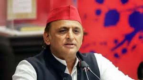 शंकराचार्य पद पर योगी आदित्यनाथ के बयान पर अखिलेश यादव बोले