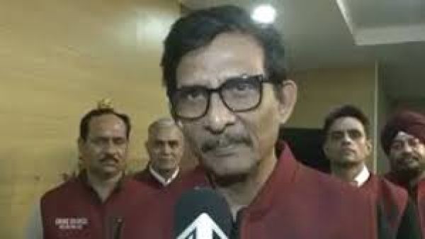 बिहार में मिली नकली दवा बनाने की फ़ैक्ट्री, नौ लोगों की हुई गिरफ़्तारी