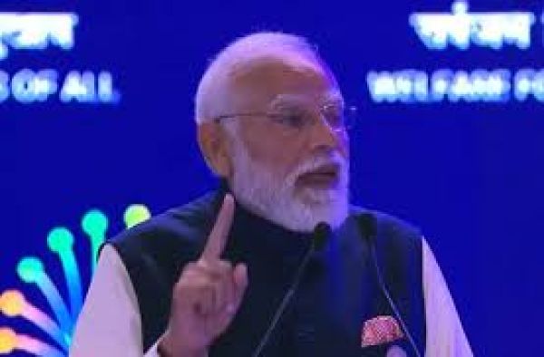 एआई समिट: प्रधानमंत्री मोदी ने पेश किया 'मानव विज़न', क्या कुछ बोले