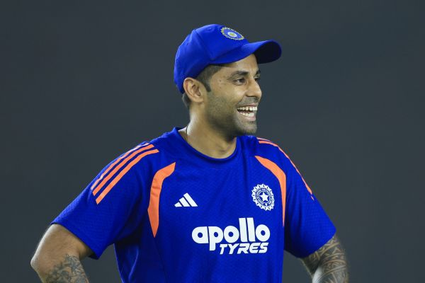 टीम प्रबंधन ने तिलक से एक खास तरीके से बल्लेबाजी करने को कहा है: सूर्यकुमार यादव