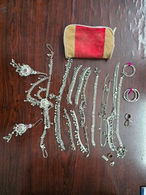 3 जिलों में 5 चोरियां करने देने वाले 3 नाबालिग गिरफ्तार 