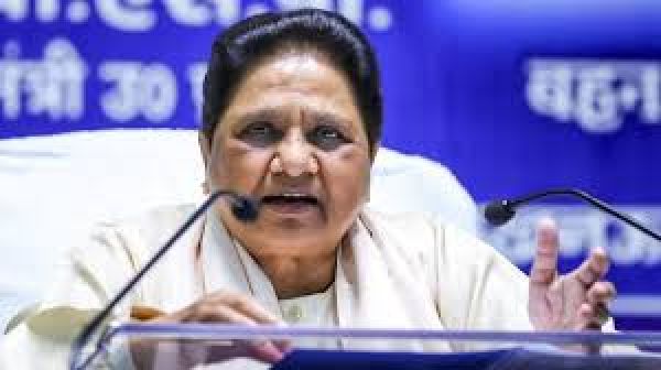 मायावती ने एआई समिट में यूथ कांग्रेस के प्रदर्शन को देश की छवि बिगाड़ने वाला बताया