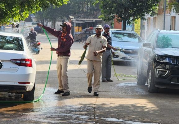 ‘छत्तीसगढ़’ का  संपादकीय : सूखी धरती के प्यासे लोग मरते जाएंगे तभी पानी की अंधाधुंध खपत घटेगी...
