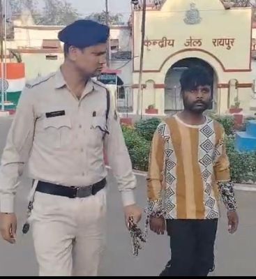 लिफ्ट देकर 10 हजार रुपए लूटने वाला एक गिरफ्तार, दूसरा फरार 