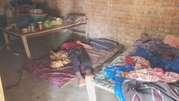 सो रहे परिवार पर हमला, 3 मौतें, 2 घायल, आरोपी गिरफ्तार