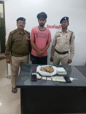 8 ग्राम एमडी ड्रग्स, 531 ग्राम डोडा फल, 16 ग्राम डोडा पावडर के साथ तस्कर गिरफ्तार 