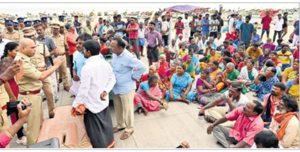 ब्लू फ्लैग परियोजना के विस्तार और मरीना रोप कार के विरोध में दो मार्च को विरोध करेंगे चेन्नई के मछुआरे 