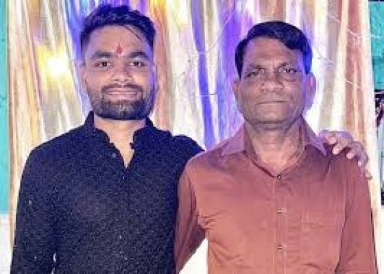 क्रिकेटर रिंकू सिंह के पिता का लंबी बीमारी के बाद निधन