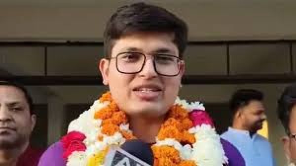 सिविल सर्विसेज़ 2025 में टॉप करने के बाद अनुज अग्निहोत्री ने क्या कहा?