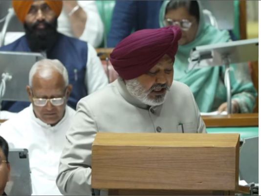 पंजाब में 2.36 लाख करोड़ का बजट पेश, महिलाओं को हर महीने एक हजार मिलेंगे 