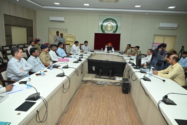 रामकृष्ण हादसा:  मृतकों के परिजनों को पीएम आवास भी