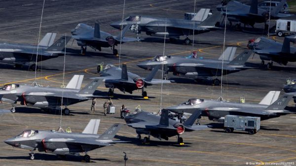 अमेरिकी लड़ाकू जहाजों को श्रीलंका में उतरने की नहीं मिली अनुमति