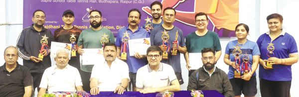 कल्पेश-दिव्या एकल और शैलेश-सागर की जोड़ी लक्की युगल विजेता