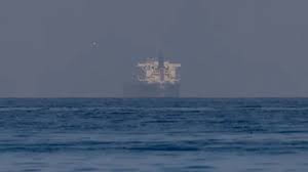 ईरान ने होर्मुज़ स्ट्रेट को खोलने के लिए रखी ये शर्त, ट्रंप के बयान को बताया 'गुस्से से भरा'