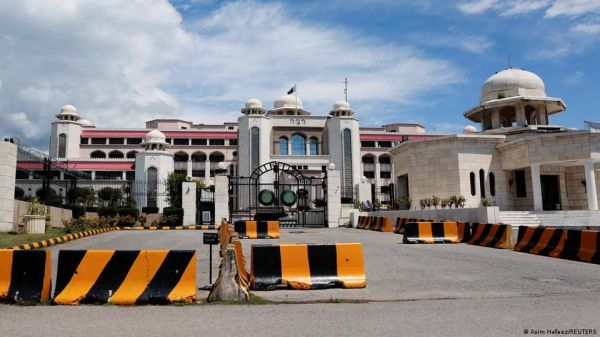 ईरान-अमेरिका की बातचीत के लिए इस्लामाबाद में खाली करवाया गया होटल