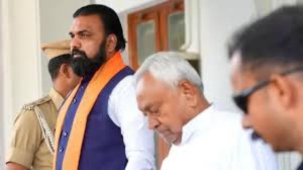 नीतीश कुमार ने बिहार के नए सीएम सम्राट चौधरी पर क्या कहा?