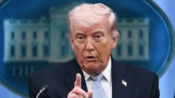 होर्मुज़ स्ट्रेट खोलने की घोषणा के बाद तेल क़ीमतों में तेज़ गिरावट, शेयर बाज़ार में भी हलचल