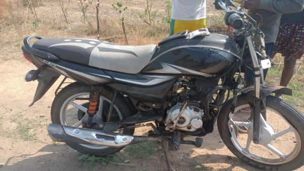 ट्रक ने बाइक को मारी टक्कर, युवक की मौत