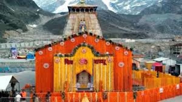 उत्तराखंड : केदारनाथ धाम के कपाट खुले, मुख्यमंत्री धामी भी हुए शामिल