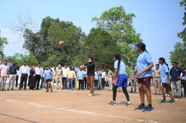 सचिन तेंदुलकर का आना बदलते बस्तर की सशक्त पहचान : सीएम साय