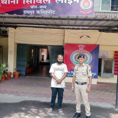 बीटेक बाइक चोर गिरफ्तार, 13 जब्त 