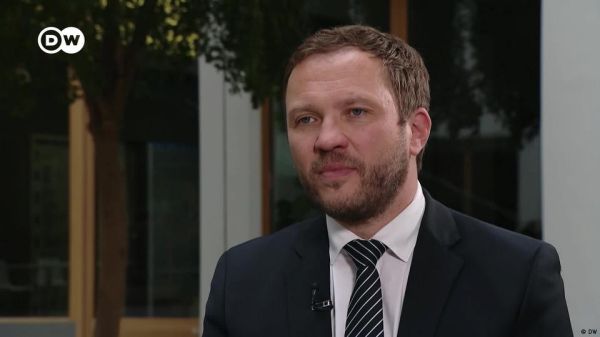 यूक्रेन के खिलाफ लड़ने वाले रूसी सैनिकों के लिए यूरोप के दरवाजे बंद करने का प्रस्ताव