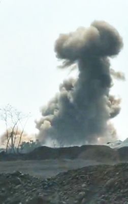 प्रकाश इंडस्ट्रीज में भट्ठी से पिघला लोहा रिसा, विस्फोट से मची अफरा-तफरी