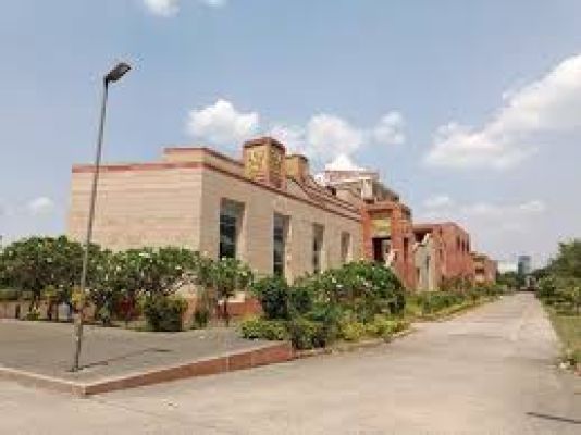 289 करोड़ रुपये खर्च, 25 एकड़ जमीन, फिर भी सिर्फ 15 छात्र — पंडित दीनदयाल उपाध्याय पुरातत्व संस्थान की दयनीय स्थिति