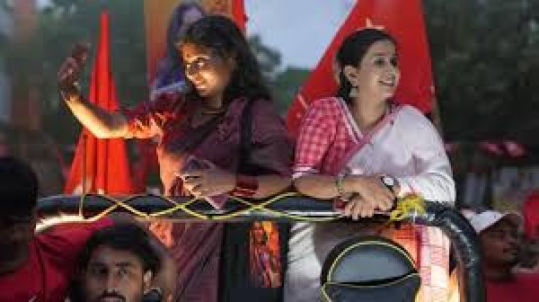 पश्चिम बंगाल में टीएमसी बनाम बीजेपी की जंग में कहाँ हैं वामपंथी पार्टियां?