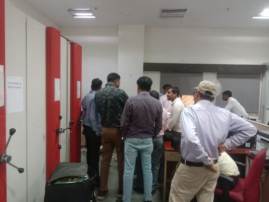 मंत्रालय में सांप घुसा, नगरीय प्रशासन अनुभाग कक्ष में हड़कंप 