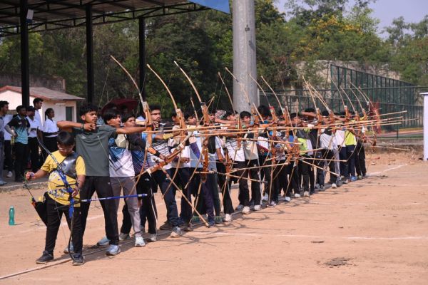 खेल अकादमी में चयन के वेट लिफ्टिंग, तीरंदाजों ने दिखाया दमखम 