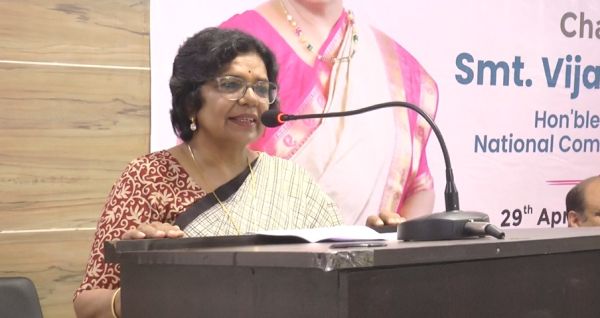 नासिक कांड पर एनसीडब्ल्यू अध्यक्ष ने कहा-अंधविश्वास महिलाओं के लिए घातक