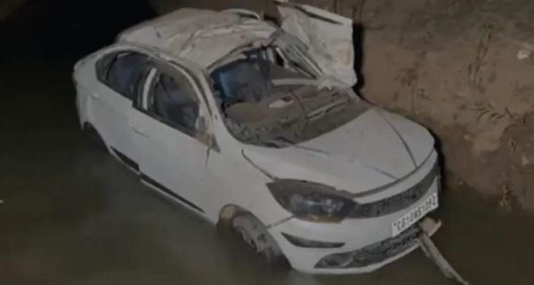 कवर्धा में बिरगांव के 4 युवकों की सड़क हादसे में मौत 