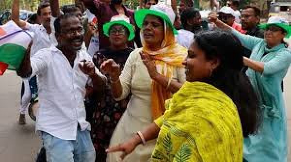केरल में क्यों हुई लेफ़्ट डेमोक्रेटिक फ़्रंट की हार?