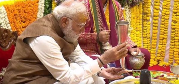 'सोमनाथ अमृत महोत्सव' कार्यक्रम में शामिल हुए प्रधानमंत्री मोदी गिर