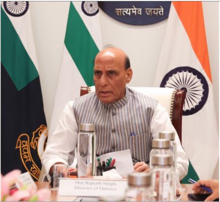 पश्चिम एशिया में संकट के बीच भारत आपूर्ति शृंखलाओं की सुरक्षा के लिए ठोस कदम उठा रहा है : राजनाथ