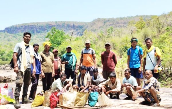 बाघ का शिकार करने से पहले 7 पकड़ाए